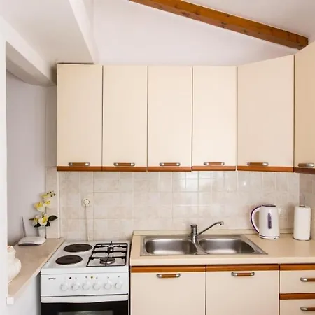 Apartment Nadalina- One Bedroom With Terrace *