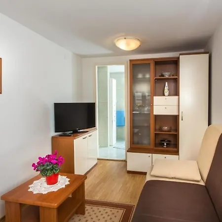 Nadalina- One Bedroom With Terrace Apartman