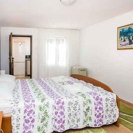 Apartment Nadalina- One Bedroom With Terrace *